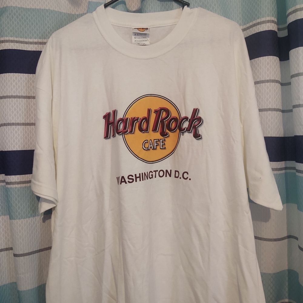 Hard rock cafe washing DC t-shirt